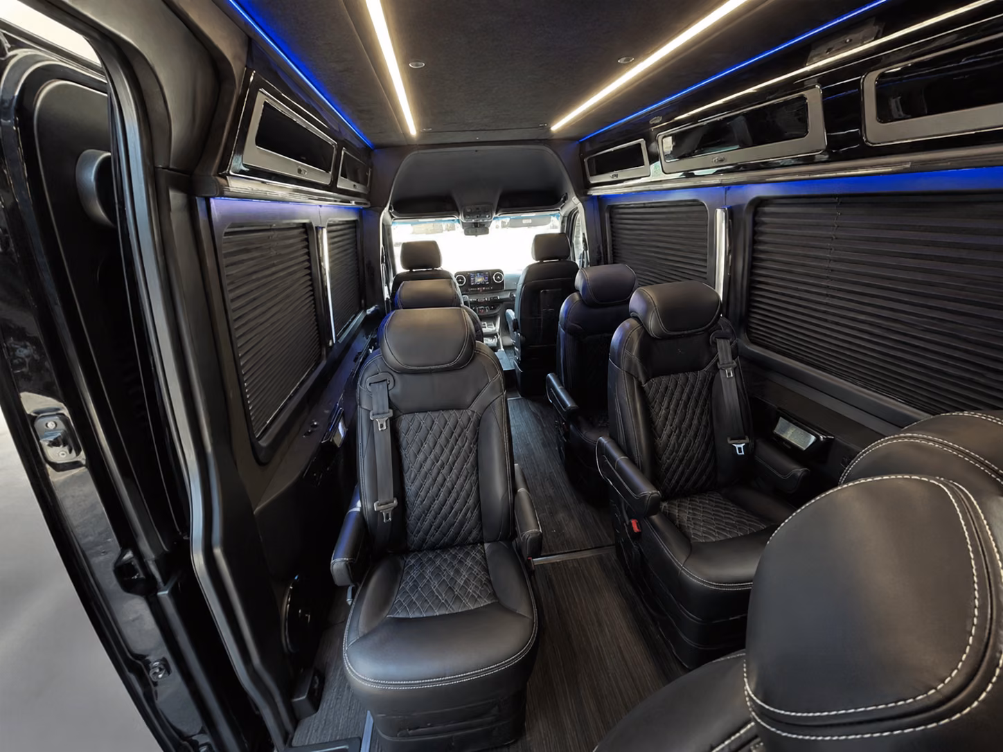 clarksville 10 passenger sprinter van inside
