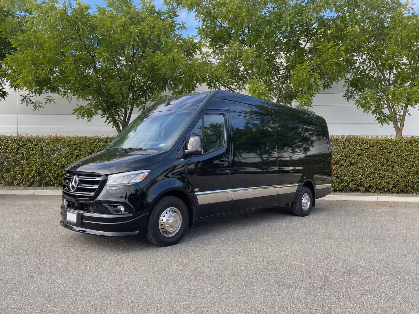 find the perfect transportation for your next wine tour 1